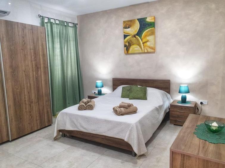 Modern Apartment In Central Bugibba Bahía de San Pablo Exterior foto